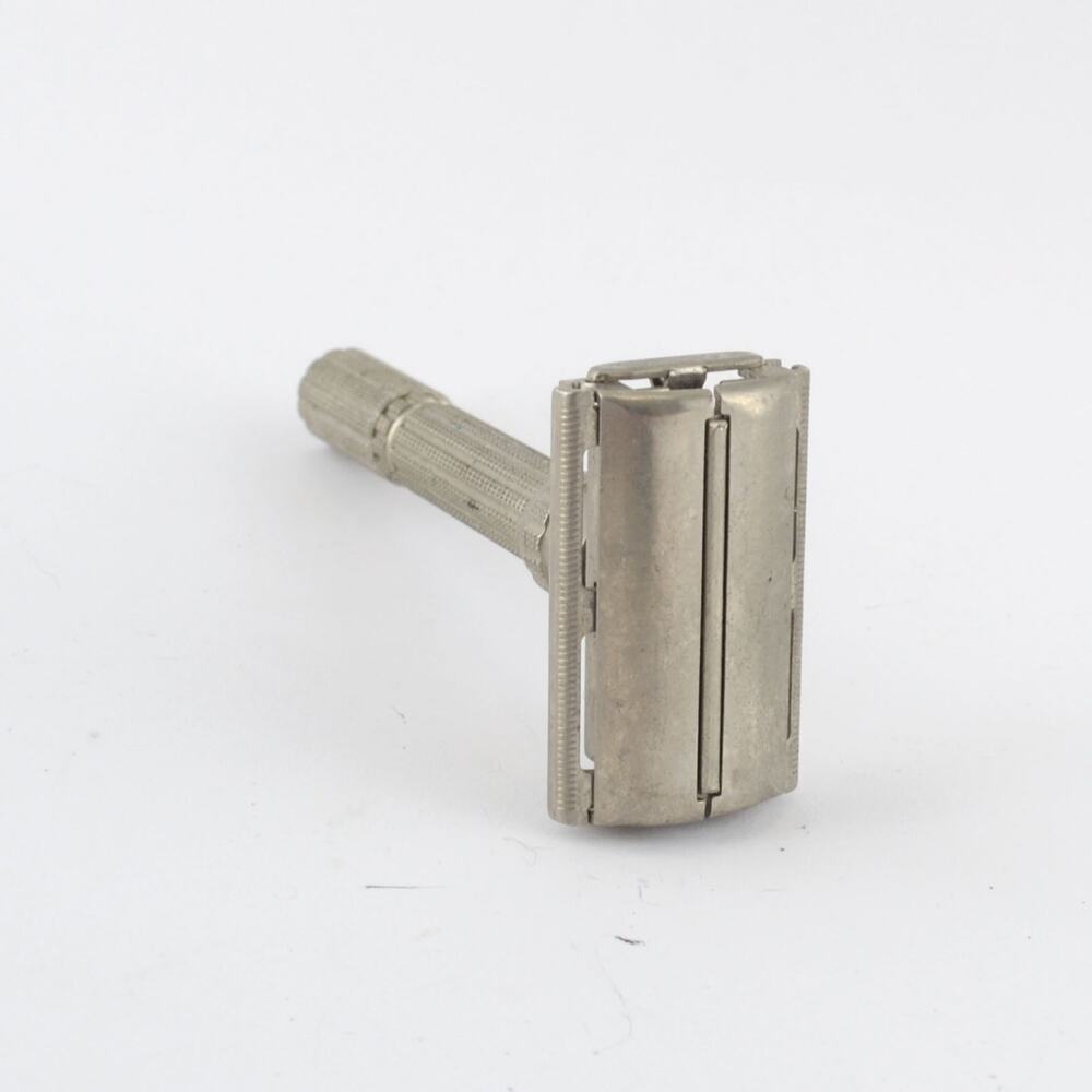 1965 Gillette Slim Adjustable Safety Razor K1 DE Double Edge TTO USA